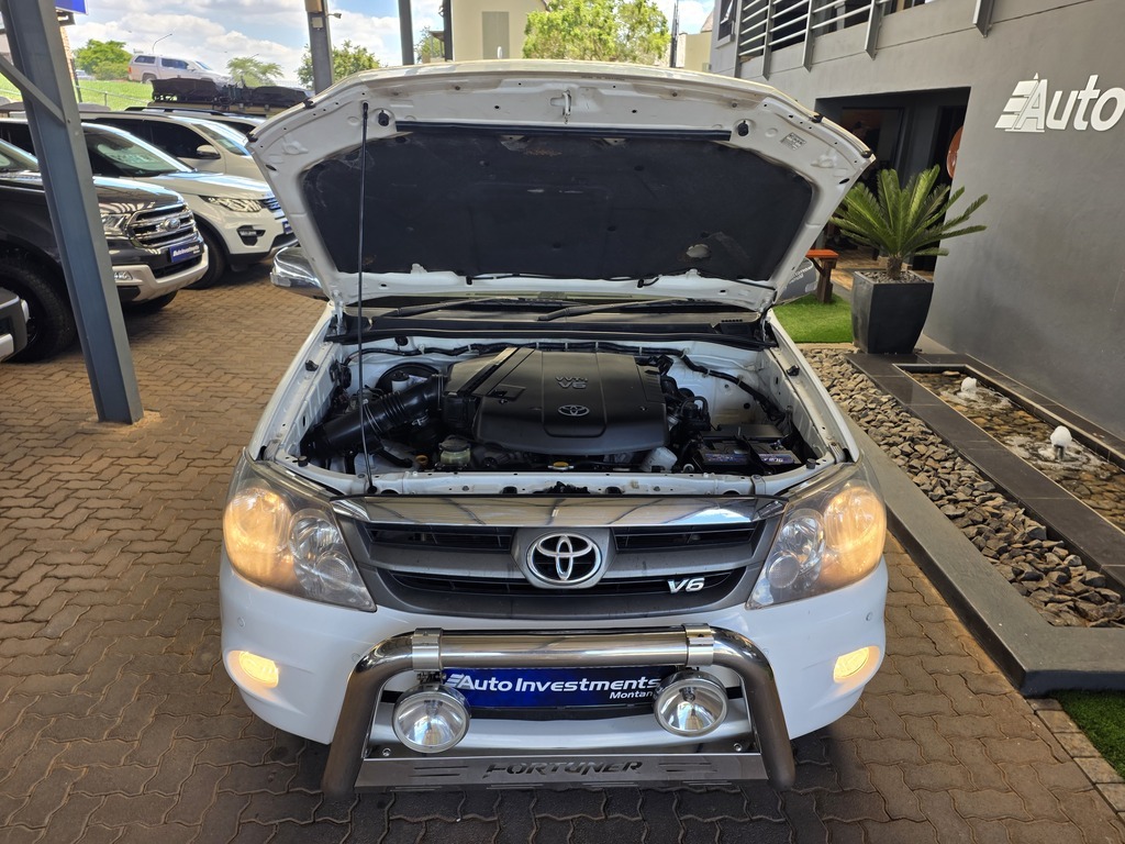 TOYOTA FORTUNER FORTUNER 4.0 V6 A/T 4X4 - 19