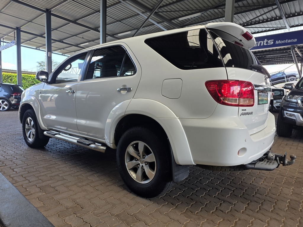 TOYOTA FORTUNER FORTUNER 4.0 V6 A/T 4X4 - 4