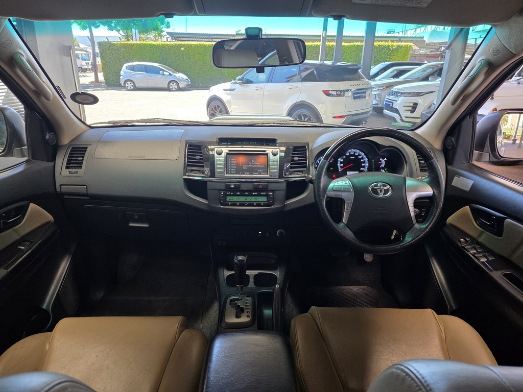 TOYOTA FORTUNER FORTUNER 3.0D-4D R/B A/T