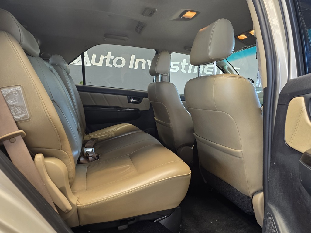 TOYOTA FORTUNER FORTUNER 3.0D-4D R/B A/T