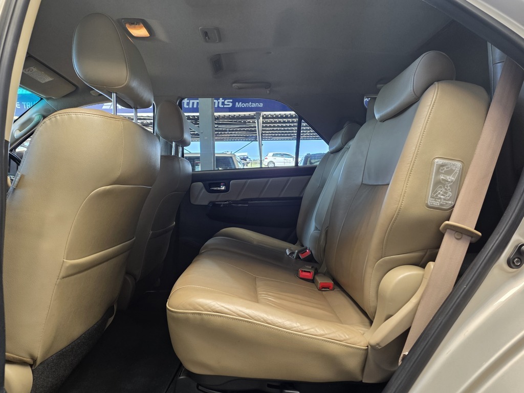 TOYOTA FORTUNER FORTUNER 3.0D-4D R/B A/T