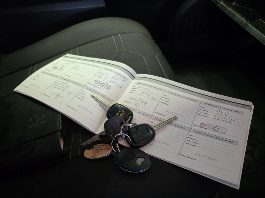 TOYOTA FJ CRUISER L/CRUISER FJ 4.0 V6 CRUISER - 12