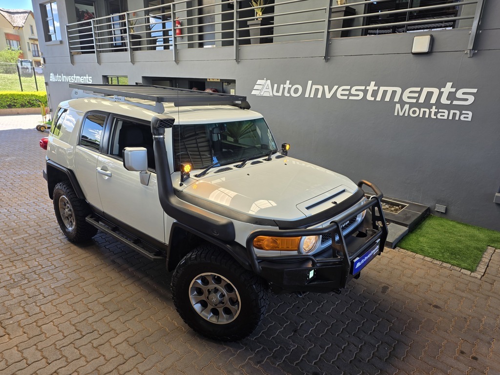 TOYOTA FJ CRUISER L/CRUISER FJ 4.0 V6 CRUISER - 17