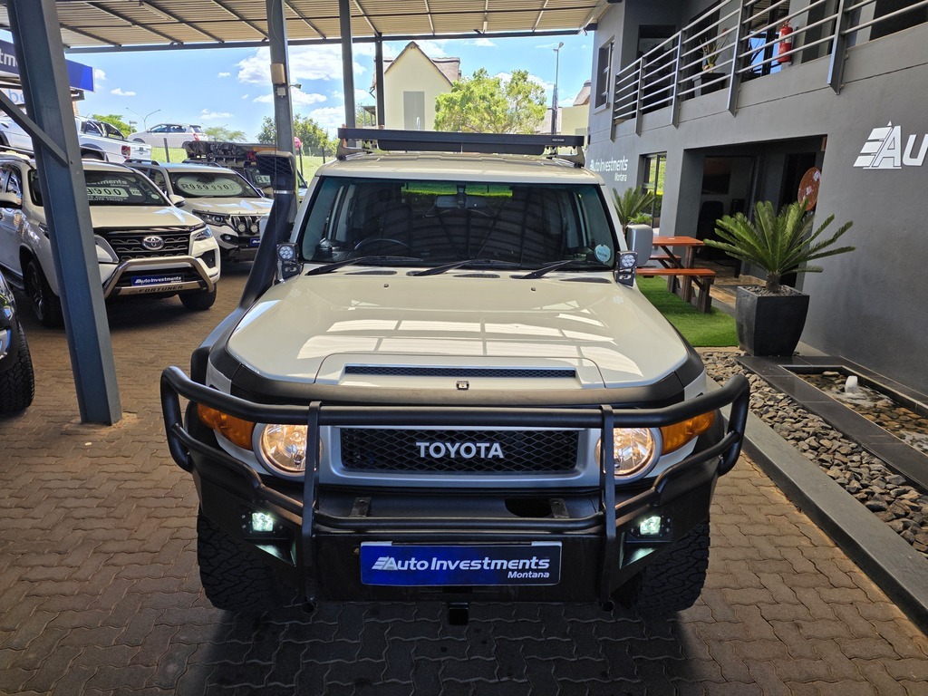 TOYOTA FJ CRUISER L/CRUISER FJ 4.0 V6 CRUISER - 2