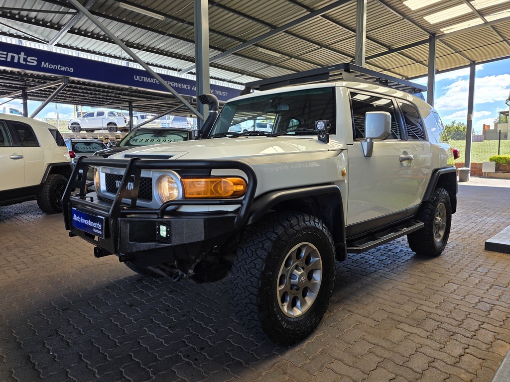 TOYOTA FJ CRUISER L/CRUISER FJ 4.0 V6 CRUISER - 3