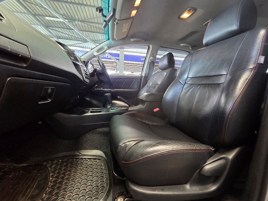 TOYOTA FORTUNER FORTUNER 3.0D-4D R/B A/T - 11