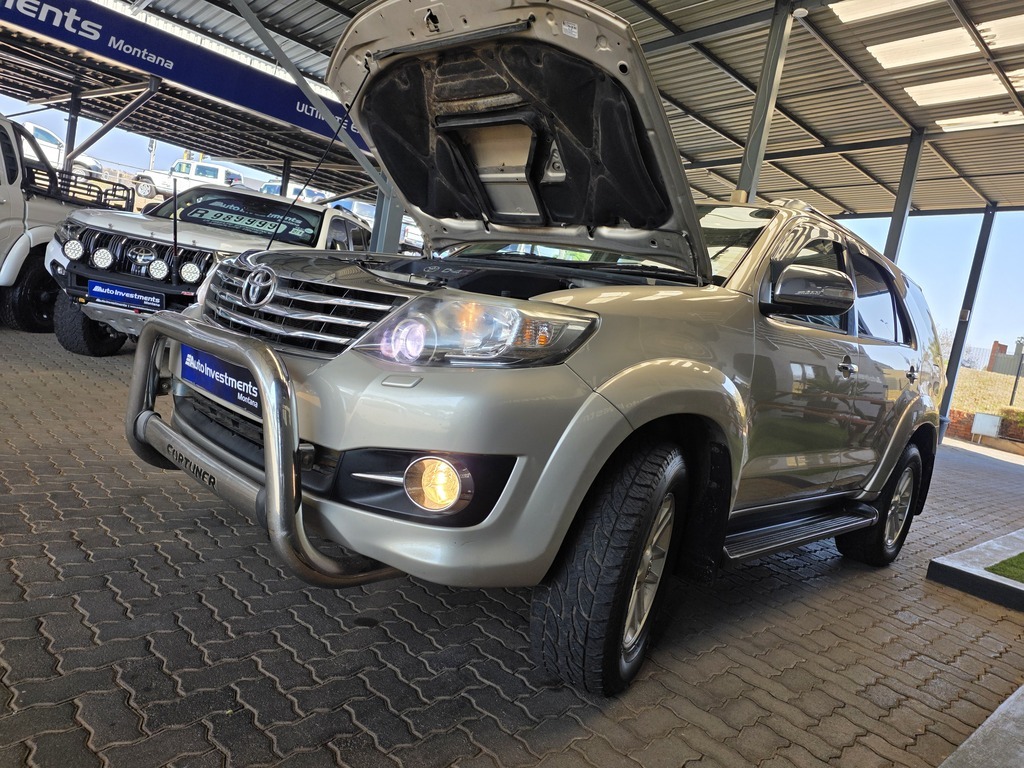 TOYOTA FORTUNER FORTUNER 3.0D-4D R/B A/T - 18