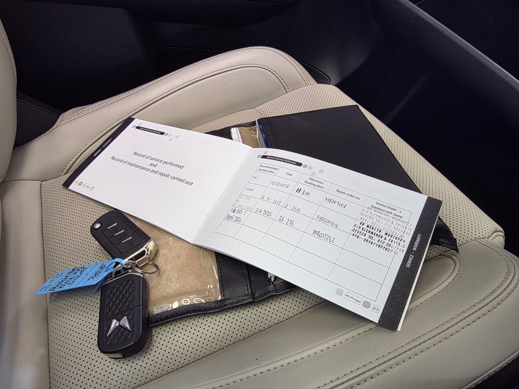 MAHINDRA XUV 700 XUV 700 2.0 AX7L A/T (7 SEATER) - 13