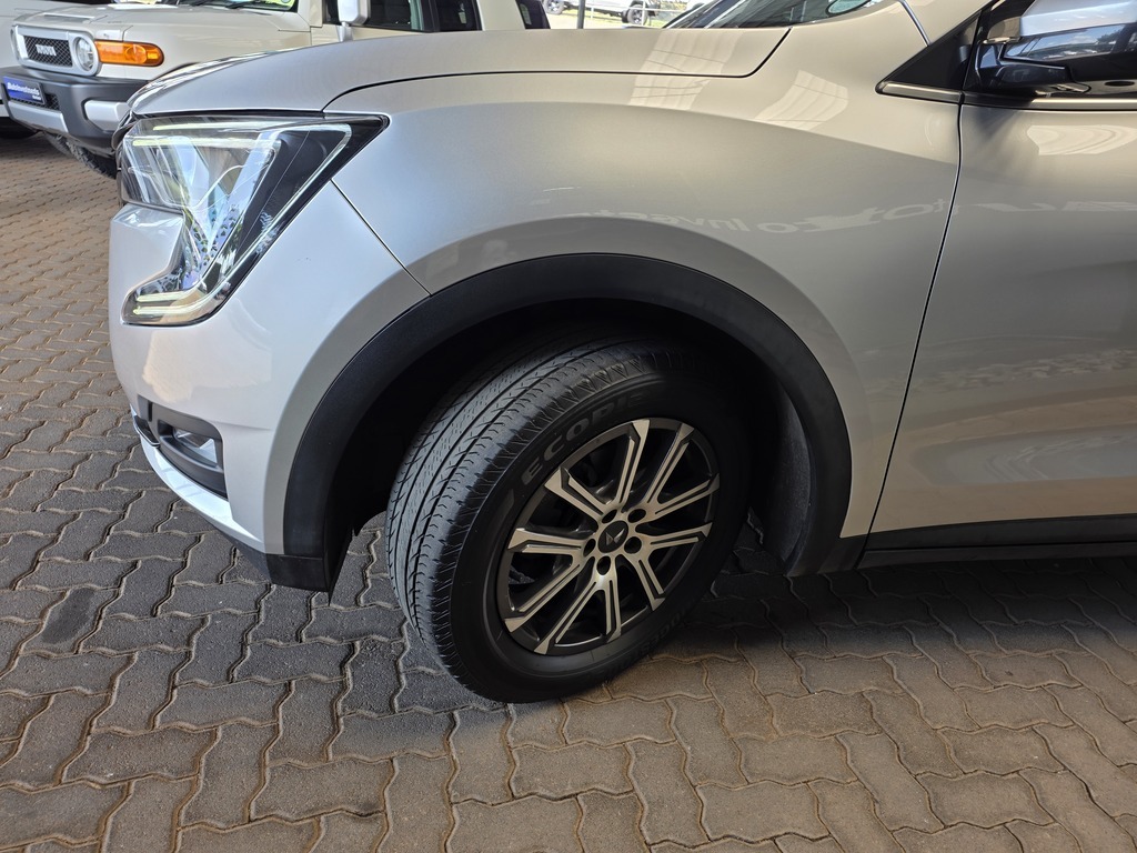 MAHINDRA XUV 700 XUV 700 2.0 AX7L A/T (7 SEATER) - 16