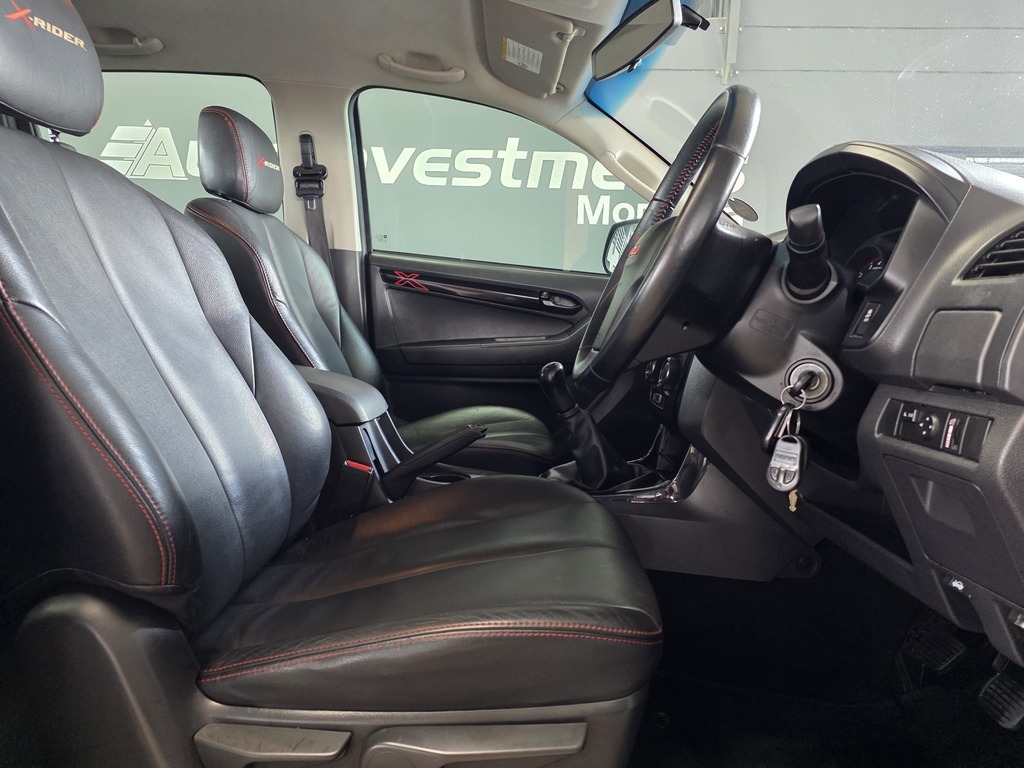 ISUZU KB KB 250 D-TEQ HO X-RIDER P/U D/C - 11