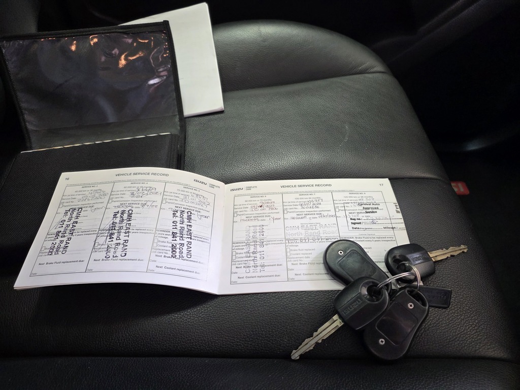 ISUZU KB KB 250 D-TEQ HO X-RIDER P/U D/C - 13