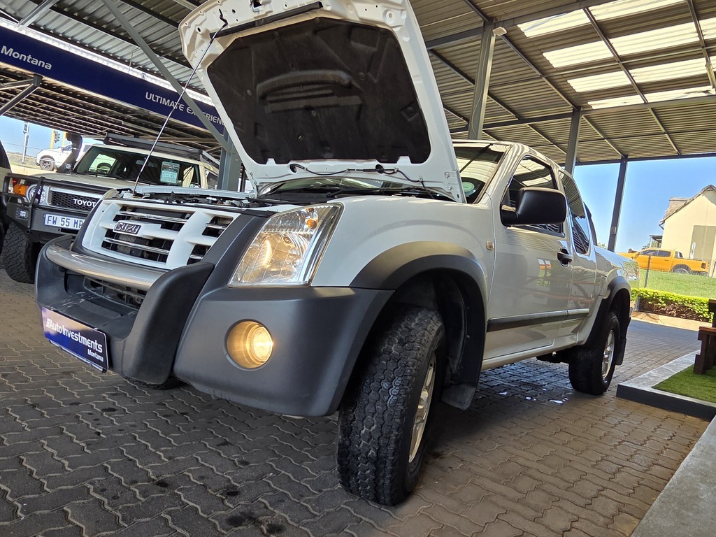 ISUZU KB KB250D-TEQ LE E/CAB P/U S/C - 16