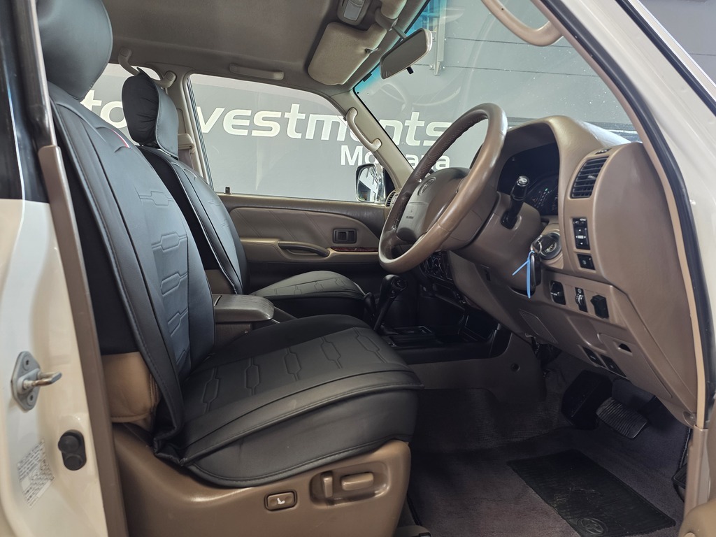TOYOTA PRADO PRADO VX V6 A/T 8 seat - 12
