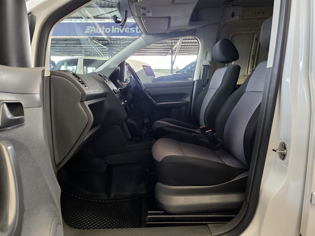 VOLKSWAGEN CADDY CADDY 2.0TDi (81KW) F/C P/V - 7