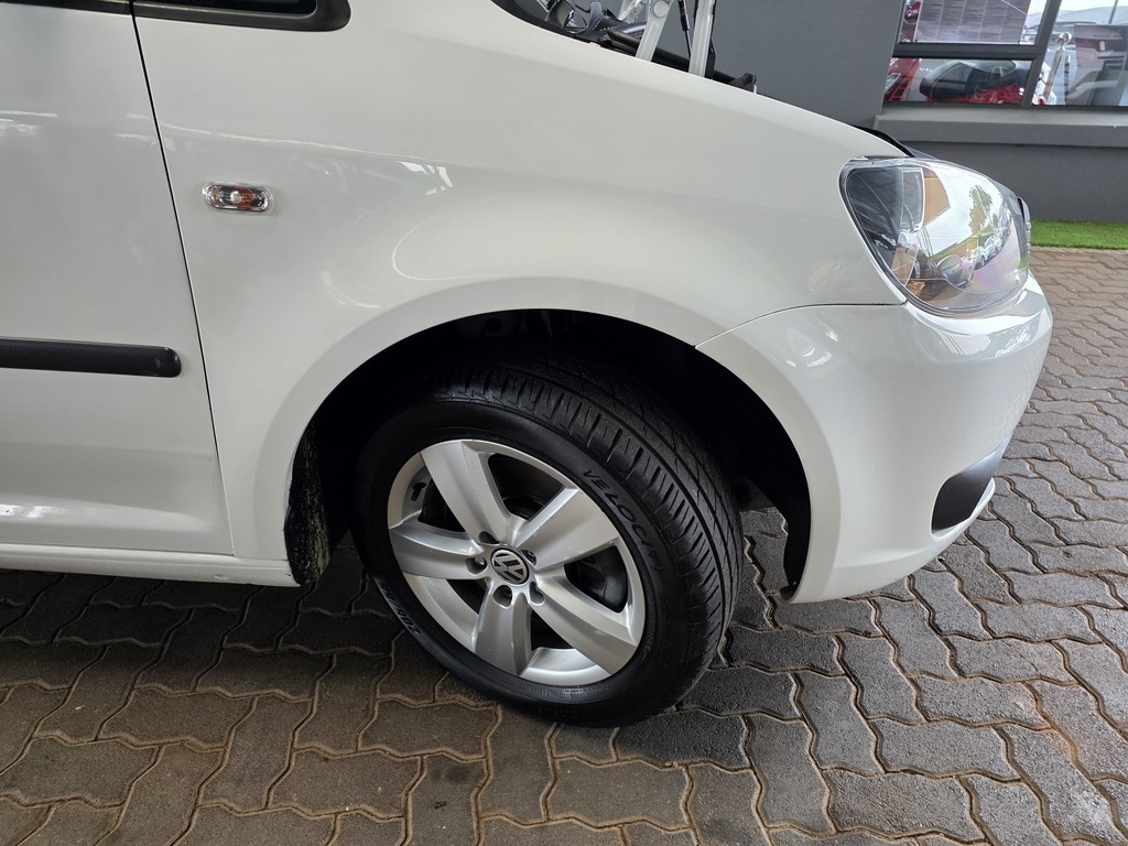 VOLKSWAGEN CADDY CADDY MAXI 2.0TDi (81KW) TRND LNE - 17