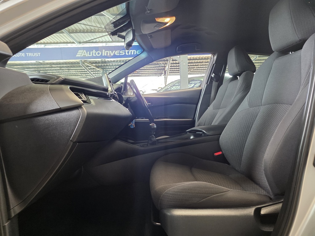 TOYOTA C-HR C-HR 1.2T PLUS - 11