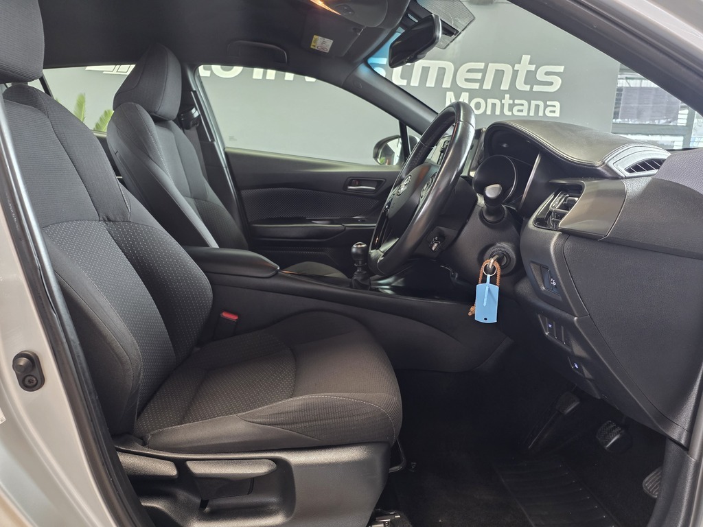 TOYOTA C-HR C-HR 1.2T PLUS - 12