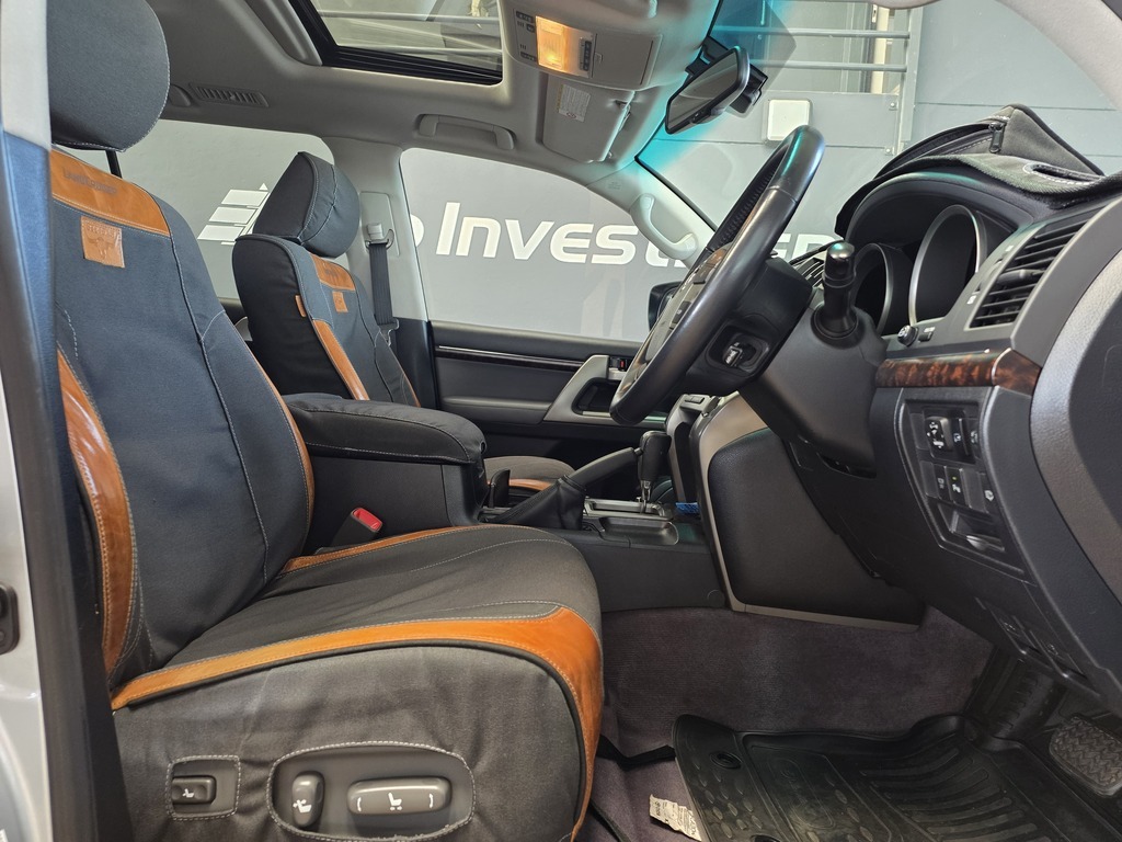 TOYOTA LAND CRUISER 200 LAND CRUISER 200 V8 VX A/T