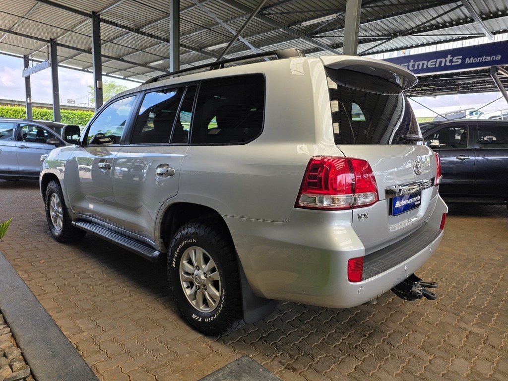 TOYOTA LAND CRUISER 200 LAND CRUISER 200 V8 VX A/T