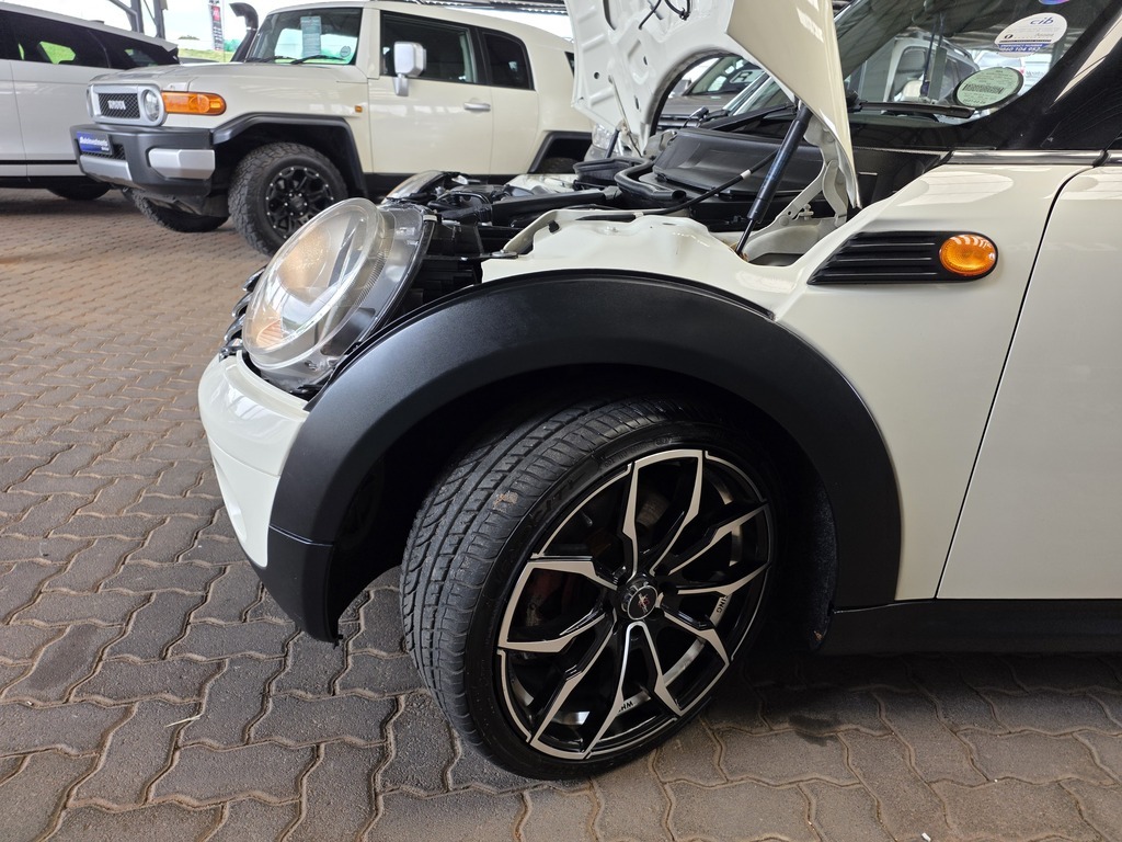 MINI COOPER COOPER A/T - 15