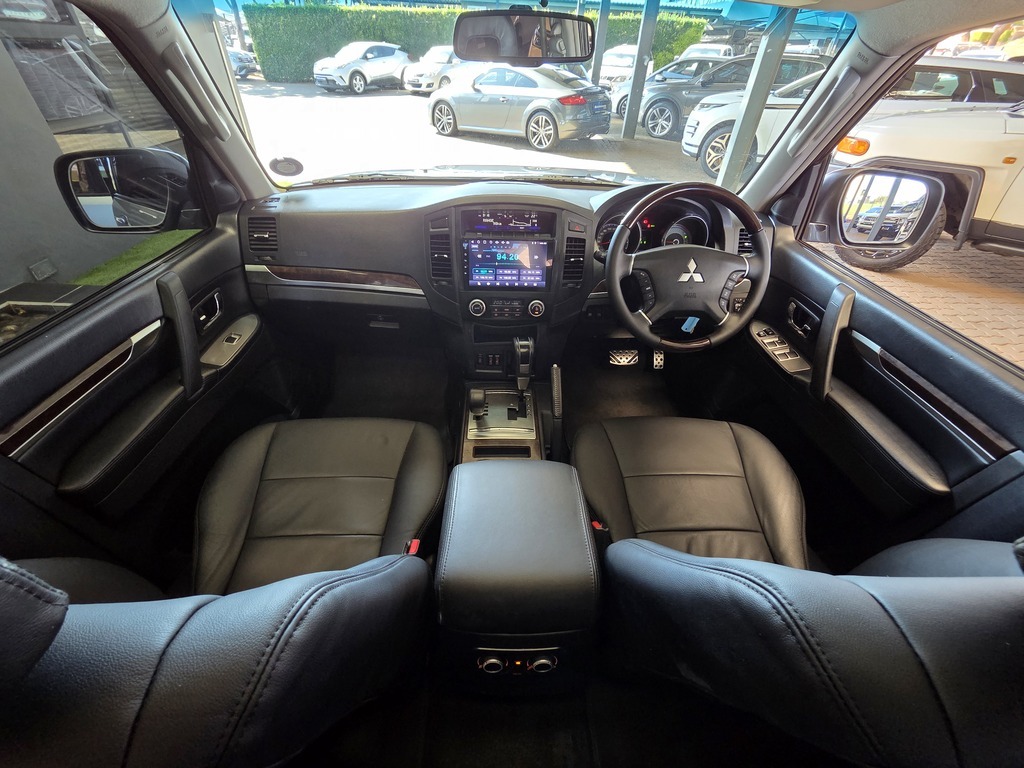 MITSUBISHI PAJERO PAJERO 3.2 Di-Dc GLS A/T