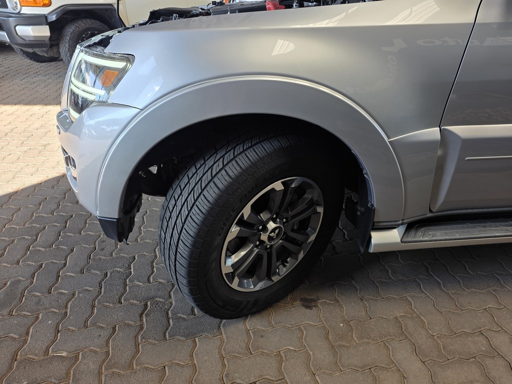 MITSUBISHI PAJERO PAJERO 3.2 Di-Dc GLS A/T