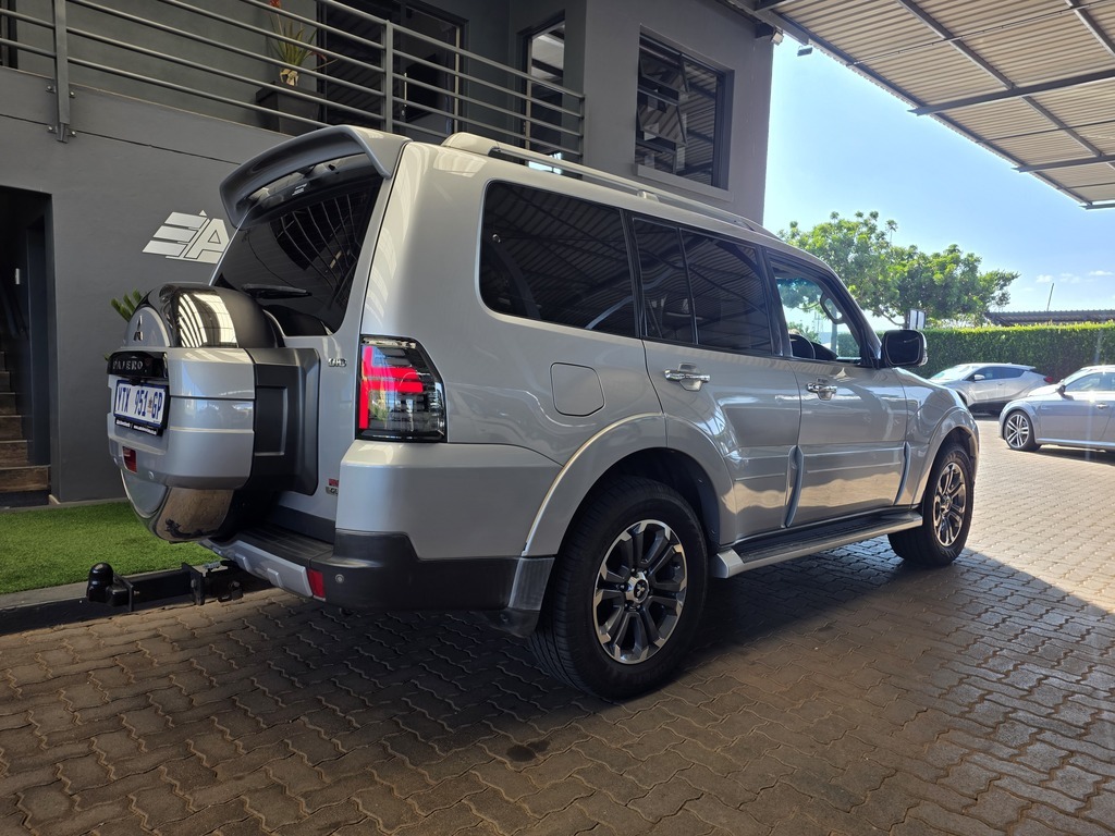 MITSUBISHI PAJERO PAJERO 3.2 Di-Dc GLS A/T