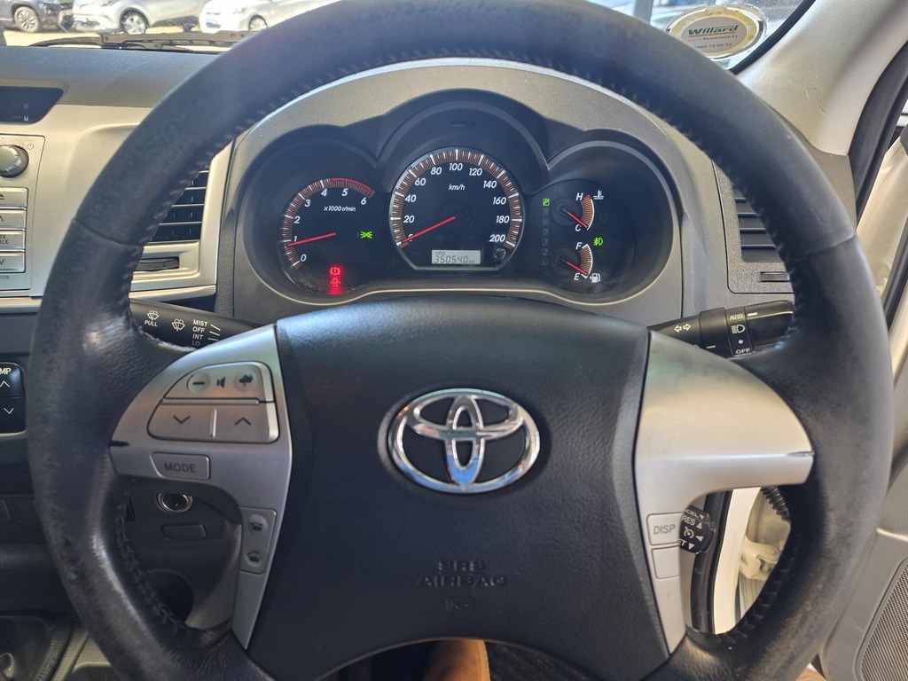 TOYOTA HILUX HILUX 3.0 D-4D HERITAGE 4X4 A/T P/U D/C - 13