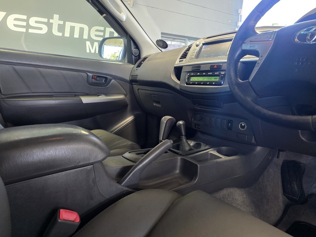 TOYOTA HILUX HILUX 3.0 D-4D HERITAGE 4X4 A/T P/U D/C - 16