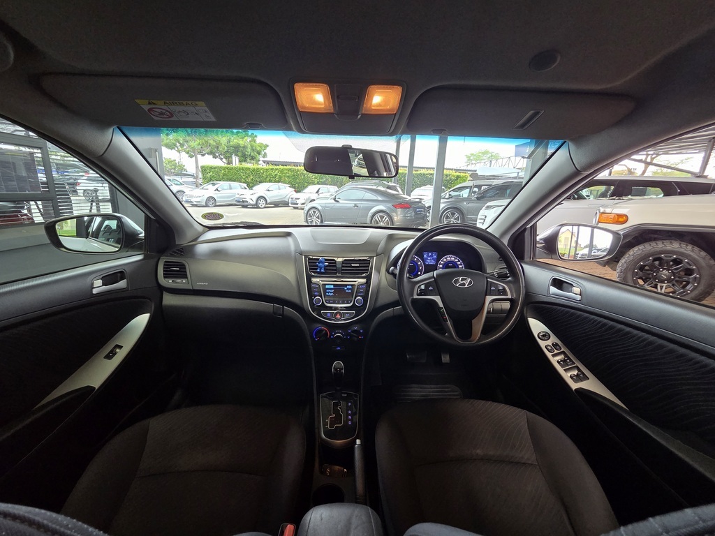 HYUNDAI ACCENT ACCENT 1.6 GLS/FLUID A/T - 10