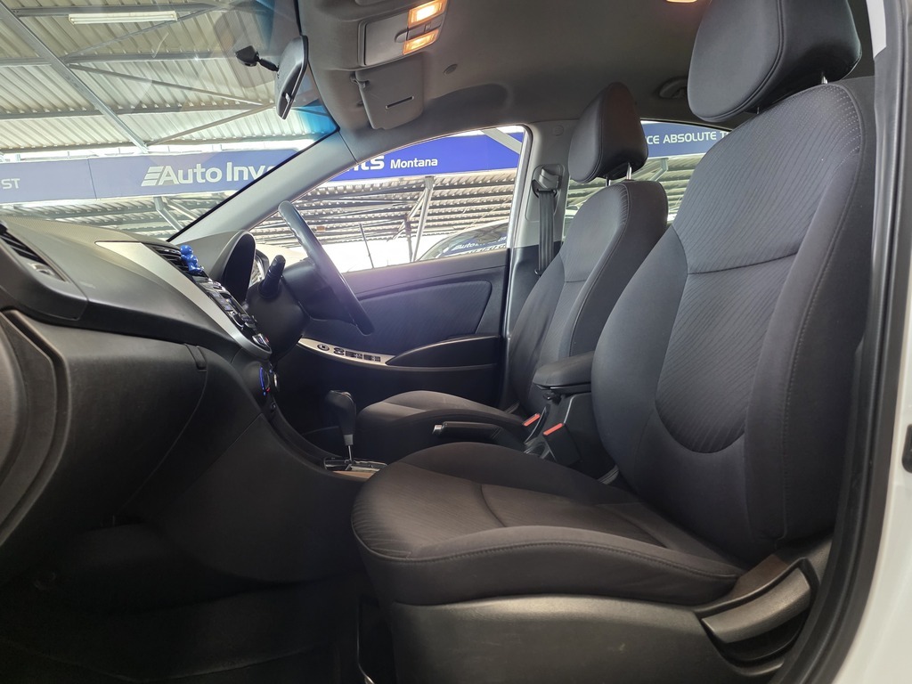HYUNDAI ACCENT ACCENT 1.6 GLS/FLUID A/T - 11