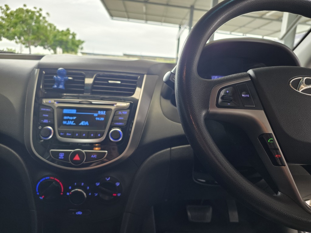 HYUNDAI ACCENT ACCENT 1.6 GLS/FLUID A/T - 15
