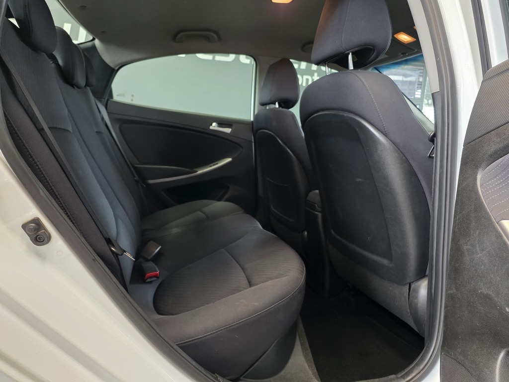 HYUNDAI ACCENT ACCENT 1.6 GLS/FLUID A/T - 7