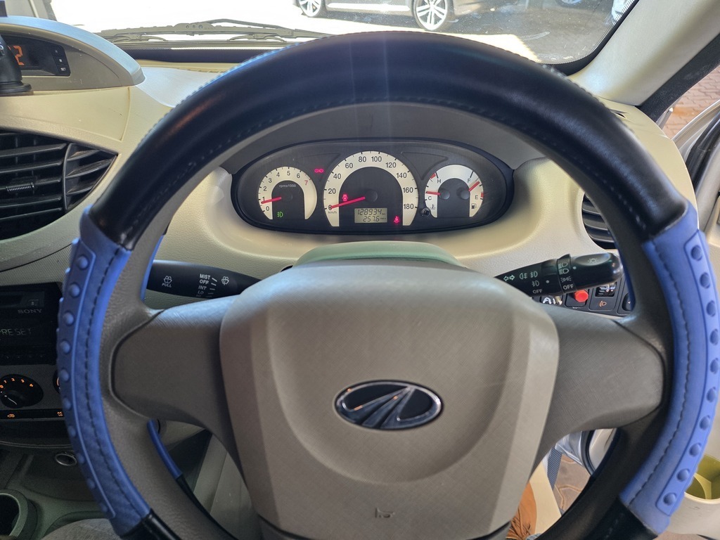 MAHINDRA GENIO GENIO 2.2 CRDe P/U S/C - 10