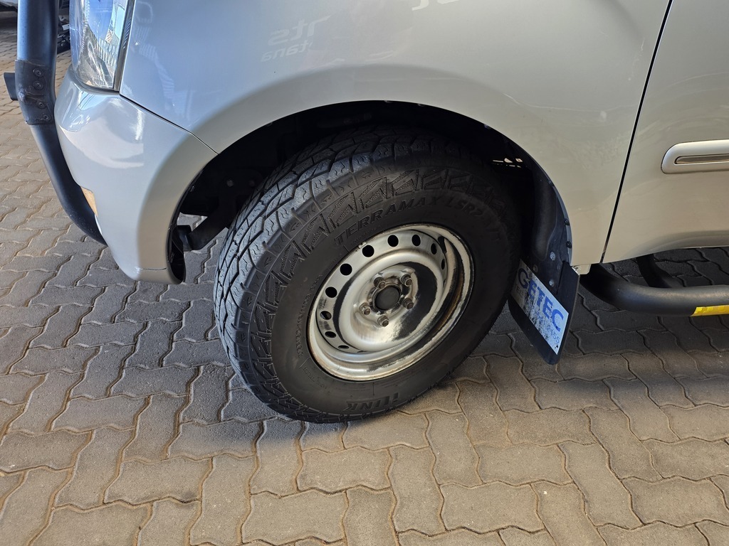 MAHINDRA GENIO GENIO 2.2 CRDe P/U S/C - 12