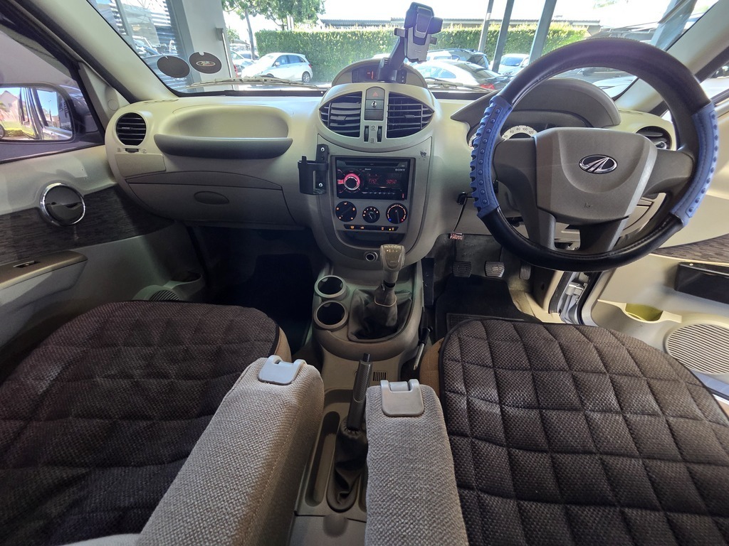 MAHINDRA GENIO GENIO 2.2 CRDe P/U S/C - 8