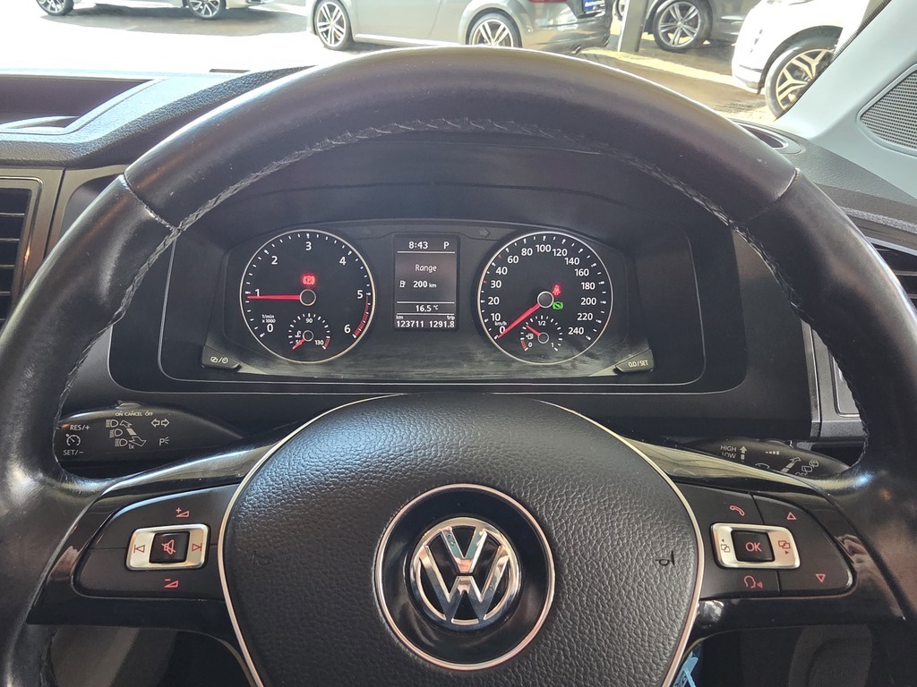 VOLKSWAGEN T6 T6 KOMBI 2.0 TDi DSG 103kw (TRENDLINE)