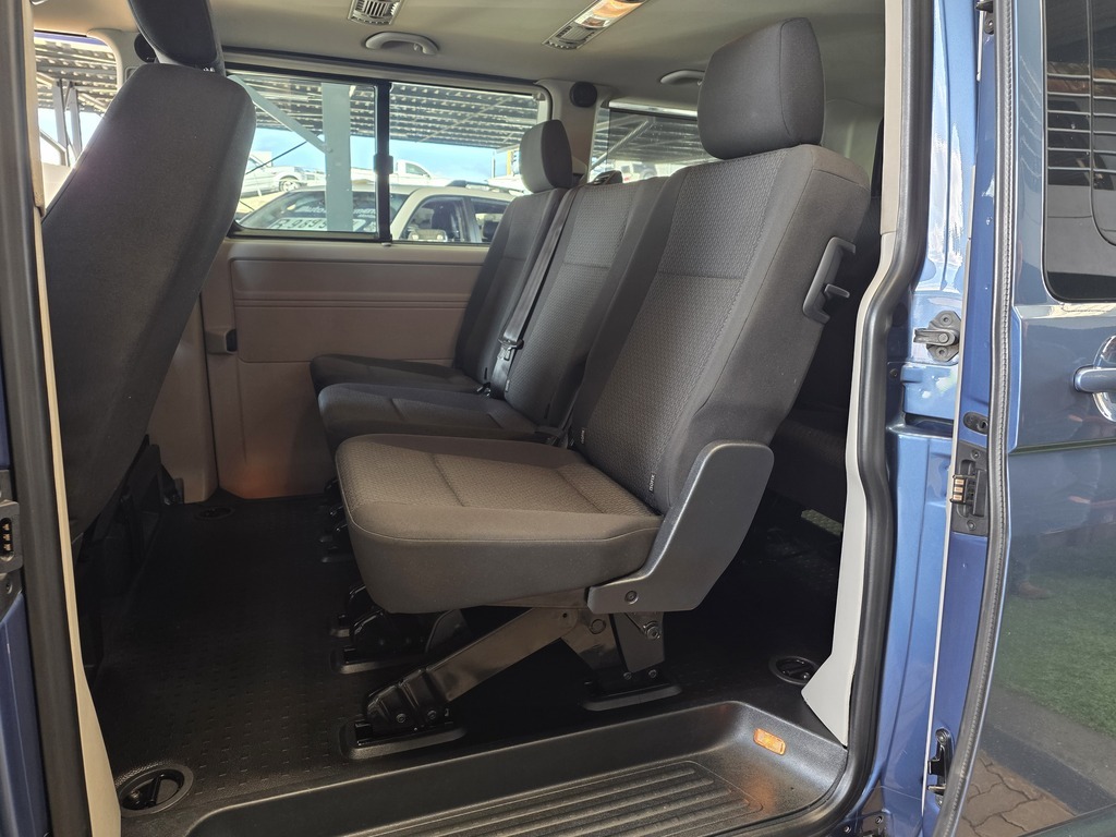 VOLKSWAGEN T6 T6 KOMBI 2.0 TDi DSG 103kw (TRENDLINE)