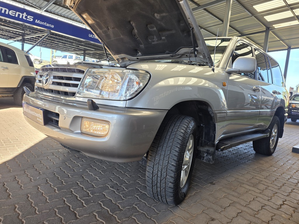 TOYOTA LAND CRUISER 100 LAND CRUISER 100 V8 A/T - 18