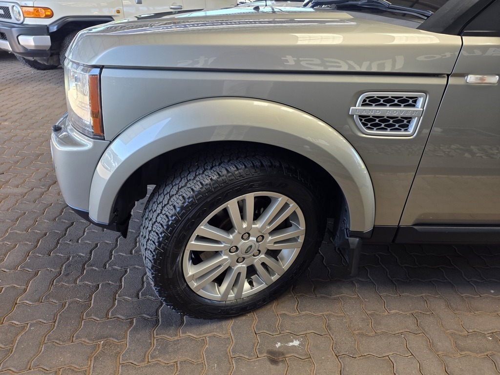 LAND ROVER DISCOVERY DISCOVERY 4 3.0 TD/SD V6 SE - 17