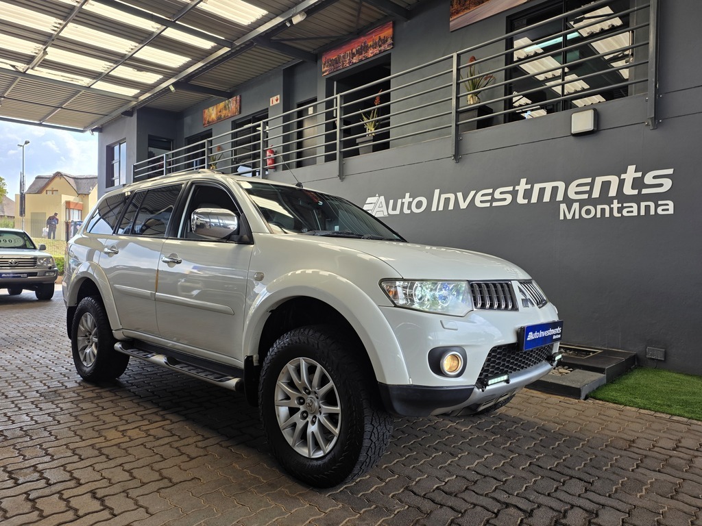 MITSUBISHI PAJERO PAJERO SPORT 3.2 Di-D GLS A/T