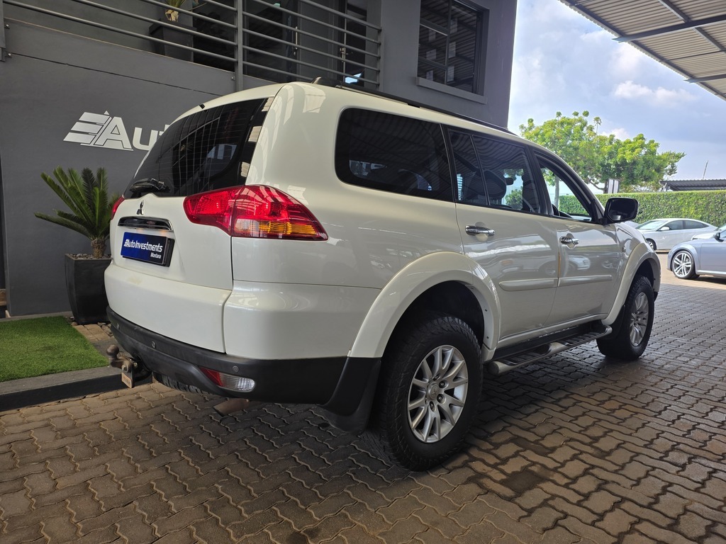 MITSUBISHI PAJERO PAJERO SPORT 3.2 Di-D GLS A/T
