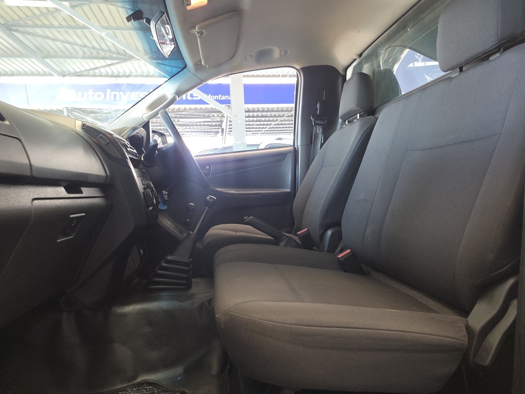ISUZU D-MAX D-MAX 250C FLEETSIDE S/C P/U - 8