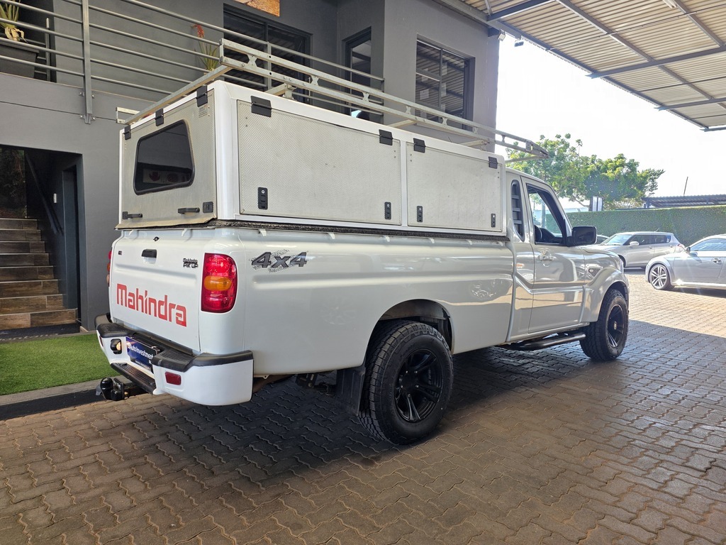 MAHINDRA SCORPIO PIK UP 2.2 mHAWK S6 REFRESH 4X4 P/U S/C - 5
