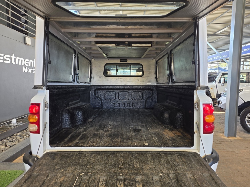 MAHINDRA SCORPIO PIK UP 2.2 mHAWK S6 REFRESH 4X4 P/U S/C - 6