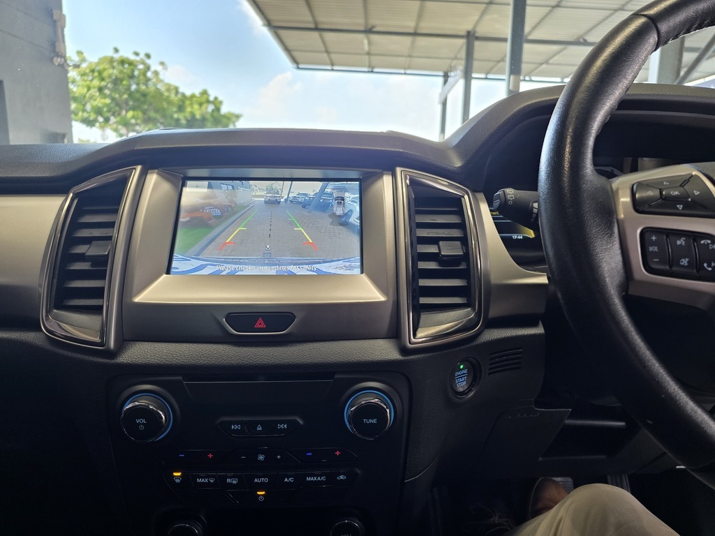 FORD EVEREST EVEREST 2.0D XLT A/T - 15