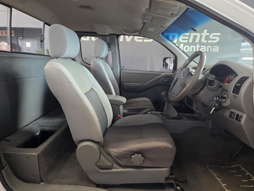 NISSAN NAVARA NAVARA 2.5 dCi  XE K/CAB P/U S/C - 8