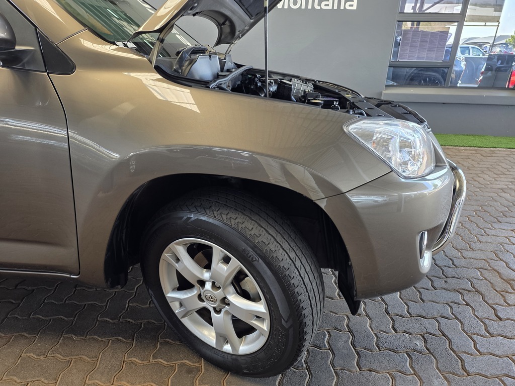 TOYOTA RAV 4 RAV4 2.0 VX A/T - 17