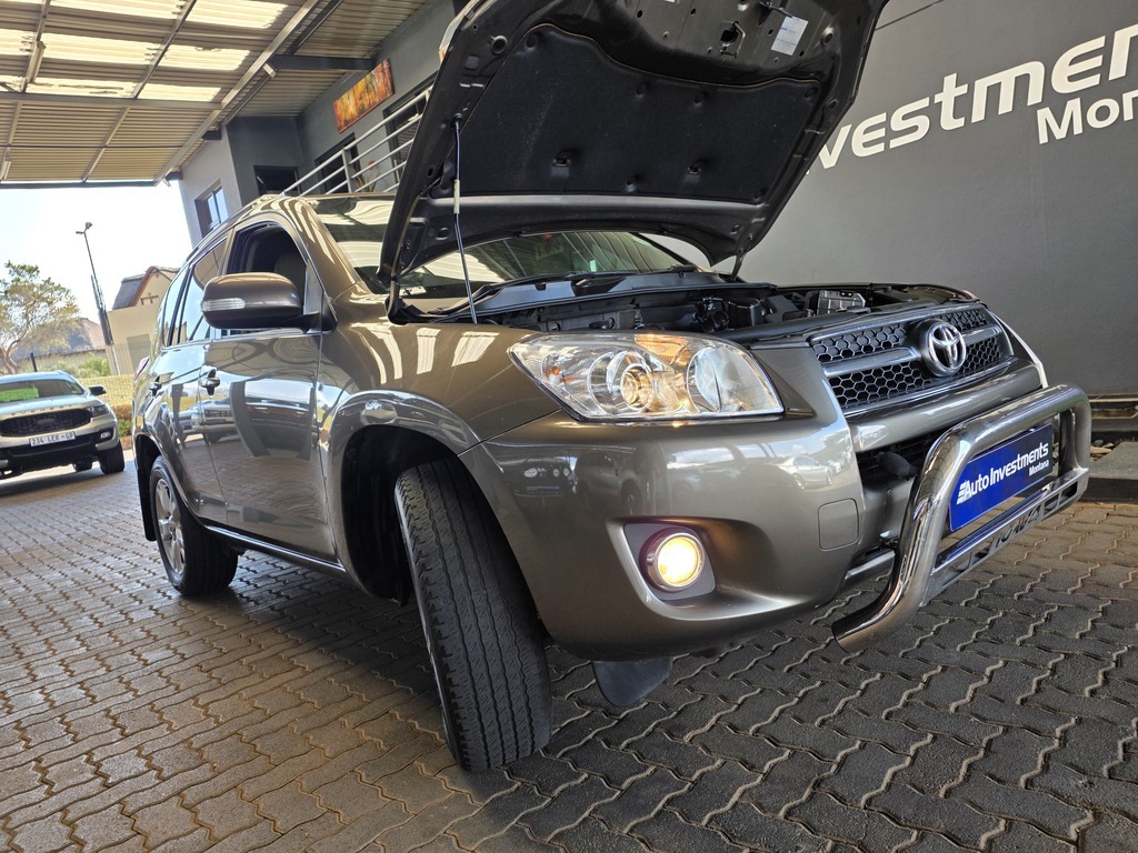TOYOTA RAV 4 RAV4 2.0 VX A/T - 18