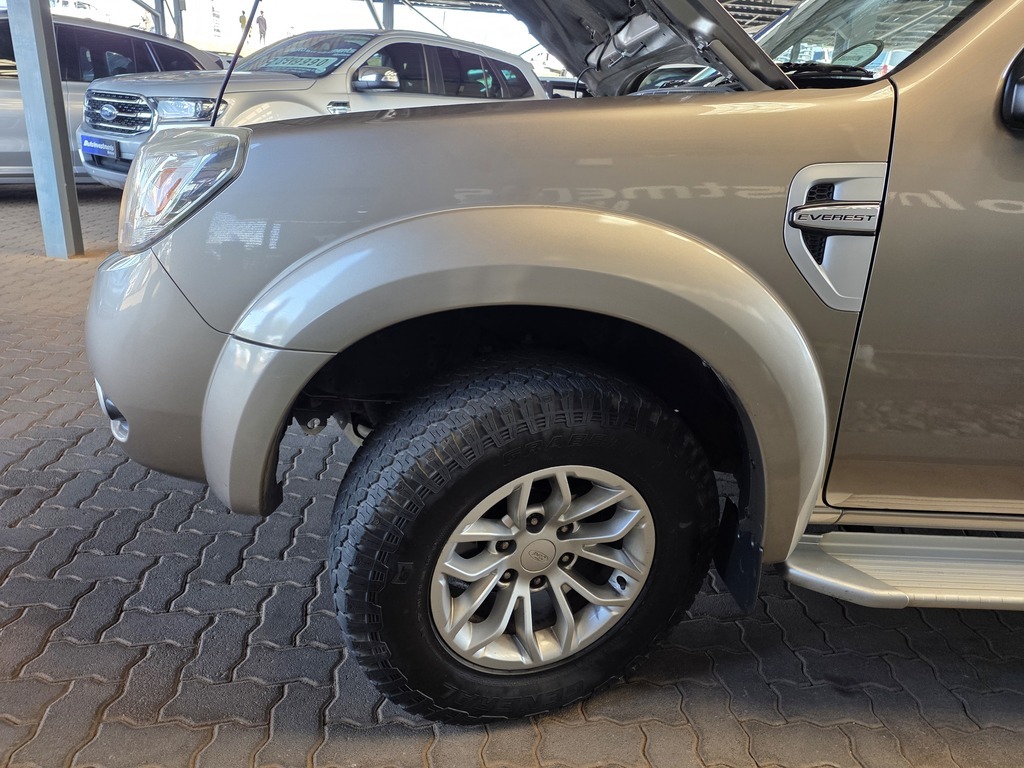 FORD EVEREST EVEREST 3.0 TDCi XLT - 17